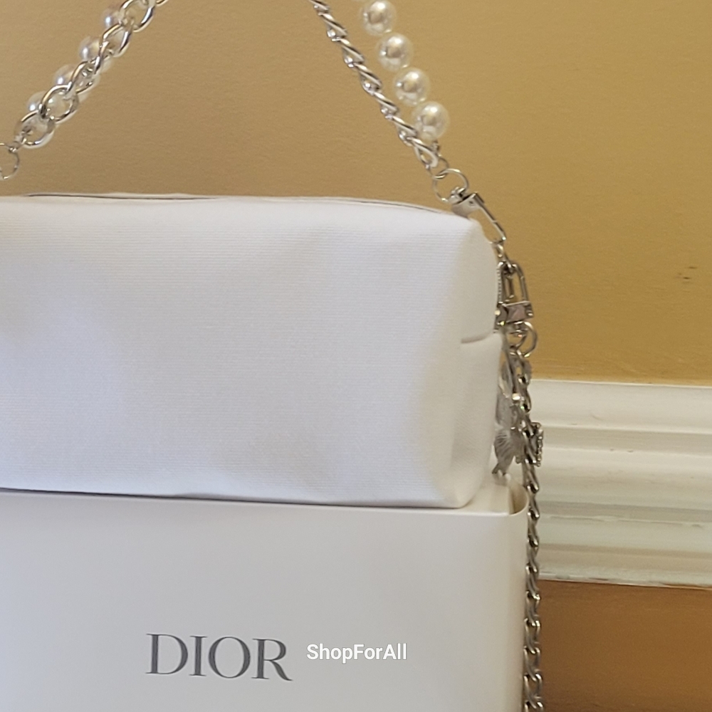Host pick 🔥 🔥Dior 🔥🔥 - Picture 9 of 13
